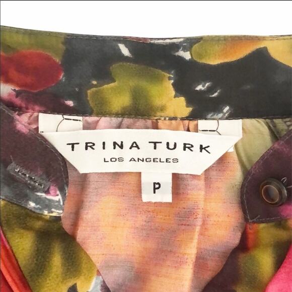 TRINA TURK Pink Green Silk Wool VNeck Floral Abstract Print 3/4 Blouse Top XS - Picture 7 of 8